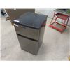 Image 2 : Clariton Bar Fridge + Freezer Model CFOL34DS 19 " x 20" x 33"