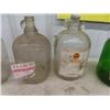 Image 4 : 5 Old Syrup Jugs; 7 Up, Stubby, A&W - 1 Gal, Heated Pet Water Bowl