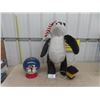 Image 2 : Light Up 3D Panda Bear with Lantern + Plastic Snow Globe - NO Cord