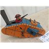 Image 2 : Marx Doughboy Tin Wind Up Tank - Winds + Works But Sticks - Pop up Shooter