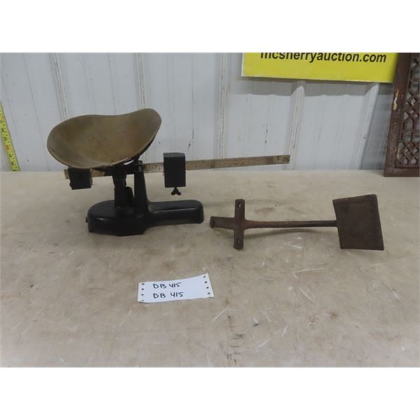 Old Buggy Step , Balance Scale with Brass Scoop