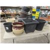Image 5 : Various Planters - Plastic + Ceramic