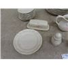 Image 3 : 37 Pieces PFaltzgraff Dinnerware