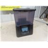 Image 3 : Automatic Pet Food Dispenser , 3 Animal Combs, 4 Packs of Doggie Poop Bags