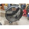 Image 1 : 30" Fan on Wheels