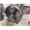 Image 2 : 30" Fan on Wheels