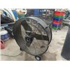 Image 3 : 30" Fan on Wheels