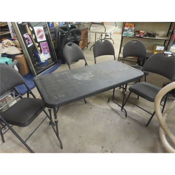 5 Folding Chairs with Table