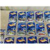 Image 4 : Lot of 30 Hot Wheels on Cards
