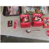 Image 5 : Coca-Cola Collection Starter Pack; Trays, Tin Signs, Christmas Ornaments, Clock plus more - Mix of M