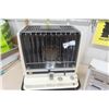 Image 3 : Kerosene Heater + Pelonis Electric Heater