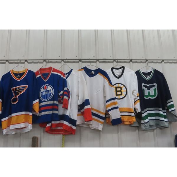 6 Hockey Jerseys- Sz Med + Lg ; Blues, Oilers, Islanders, Bruins, Whales