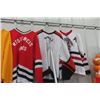 Image 3 : 6 Hockey Jerseys - Local- Sz Med & Hockey Bag