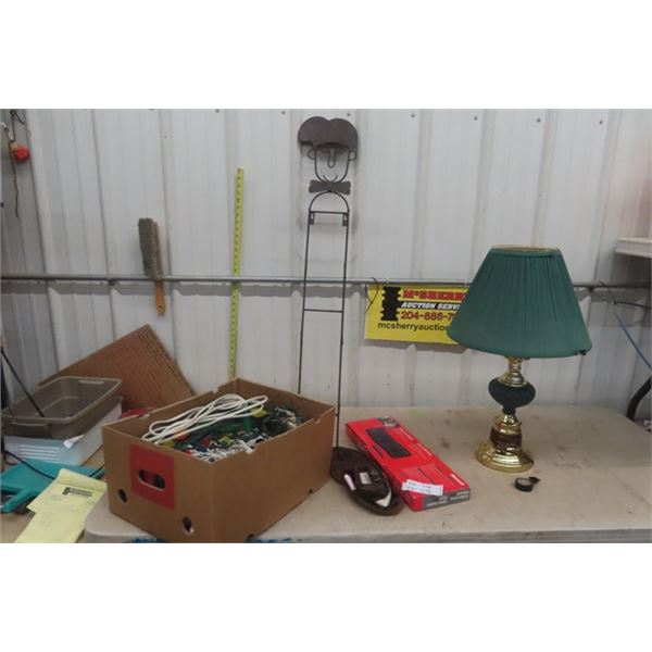 Christmas Lights, New Keyboard, Iron, Plate Wall Mount with Holder, Lamp