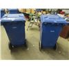 Image 4 : 2 Rolling Garbage/Recycling Bins 23" x 33" x 42"