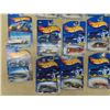 Image 2 : 35 Packaged Hot Wheels