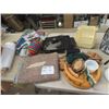 Image 2 : Box Liners, Bed Spreads, Carry On, Electric Frying Pan plus more