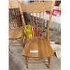 Image 2 : 6 Matching Wooden Kitchen Chairs with Wind Press