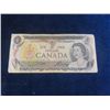 Image 2 : (2) 1973 Canadian $1 Bills
