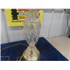 Image 2 : Nice Clear Glass Lamp with Shade