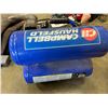 Image 2 : CAMPBELL HAUSFELD PORTABLE 4 GALLON COMPRESSOR