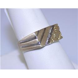 10K Gold Men's Nugget Ring W/Diamond 3.7gr    