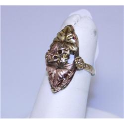 10K-12k Black Hills Gold Ring 4.2gr    