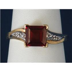 10k Gold Garnet & Diamond Ring Size 9    