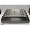 Image 1 : LOT OF ASSORTED COOKIE SHEETS (X9) AND COOLING