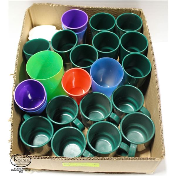 FLAT OF ASSORTED POLY DRINKWARE