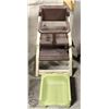 Image 1 : POLY HIGH CHAIR & BOOSTER SEAT