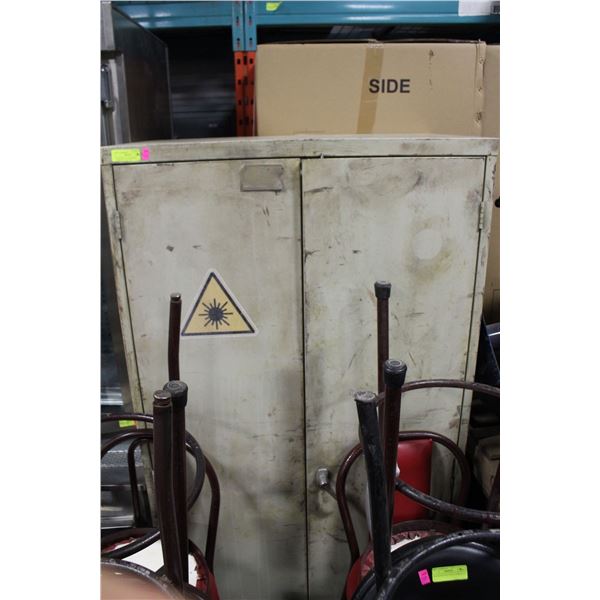 3' WIDE METAL MOVIE PROP CABINET W/ SHELVING