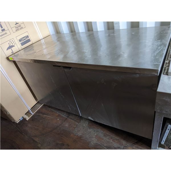 5' TRUE 2 DOOR S/S UNDERCOUNTER COOLER