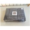 Image 1 : New queen sheet set