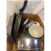 Image 1 : Pots and pans