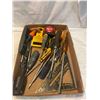Image 1 : Tools and tape measures