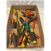 Image 1 : Assorted tools