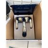 Image 1 : Bathroom faucet