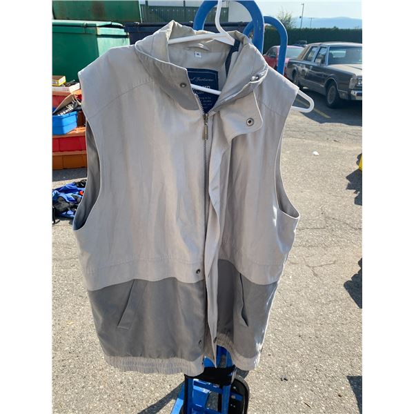 Xl vest