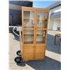 Image 1 : Cabinet
