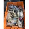 Image 1 : Bin hardware
