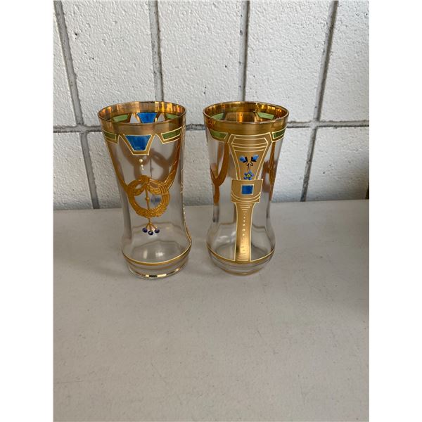 2 vintage glasses