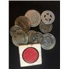 Image 1 : LOT OF CASINO GAMING TOKENS