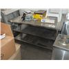 Image 2 : Stainless Steel Table