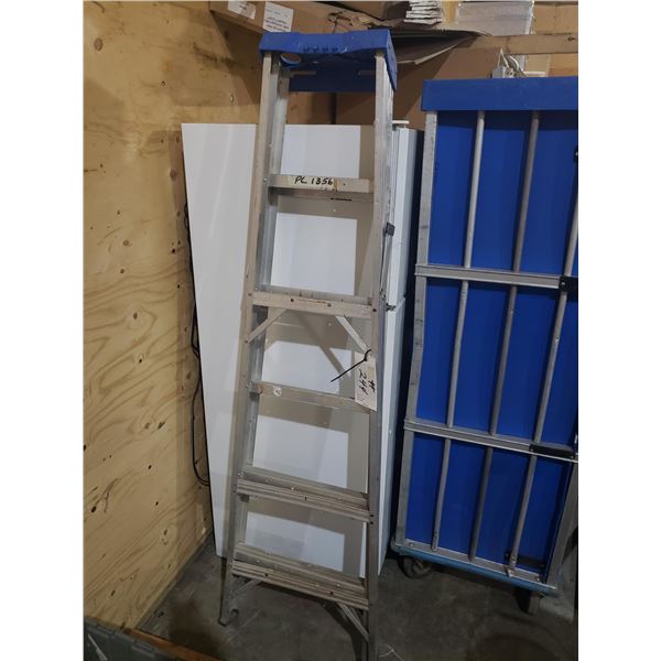 6ft Aluminum Ladder