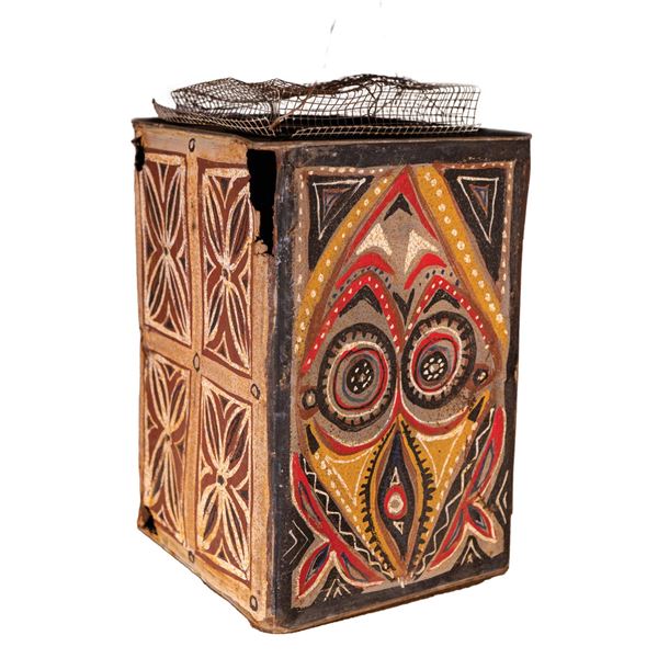 LEROY SCHMALTZ - OIL CAN HAND DECORATED LANTERN ART - PAPUA NEW GUINEA.