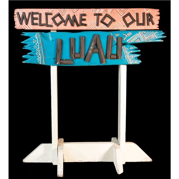 "WELCOME TO OUR LUAU" OA LUAU RENTAL DEPARTMENT FLOOR SIGN.