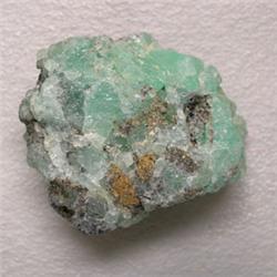 44 CTS ROUGH EMERALD 20x17 MM - UNTREATED