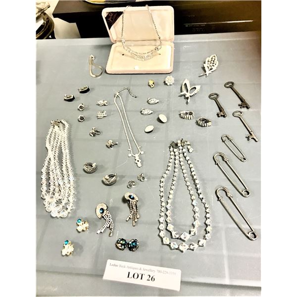 Large Selection of Jewellery including Vintage Crystal Necklaces, Earrings, Brooches, 2 Skeleton Key