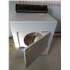 Image 4 : INGLIS HD SUPER CAPACIT 3 CYCLE DRYER INCLUDES VENT HSE